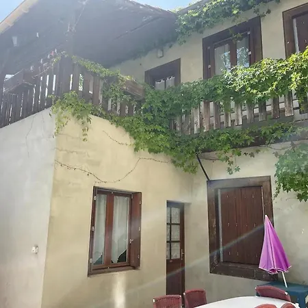 Confortable A - 18 M² + Balcon