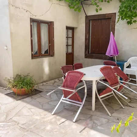 Confortable A - 18 M² + Balcon アパート Néris-les-Bains